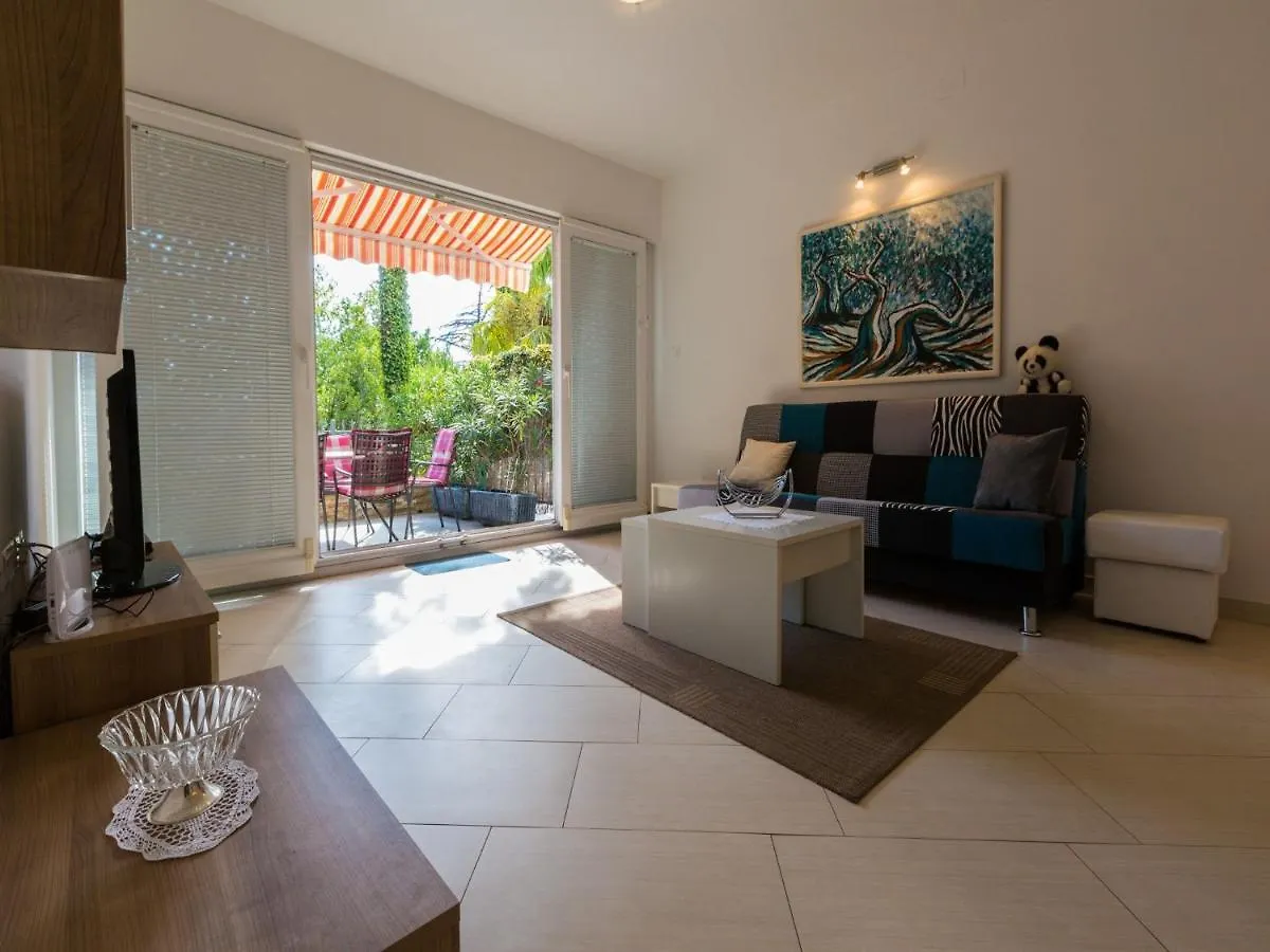 Apartment Villa Sara Dramalj